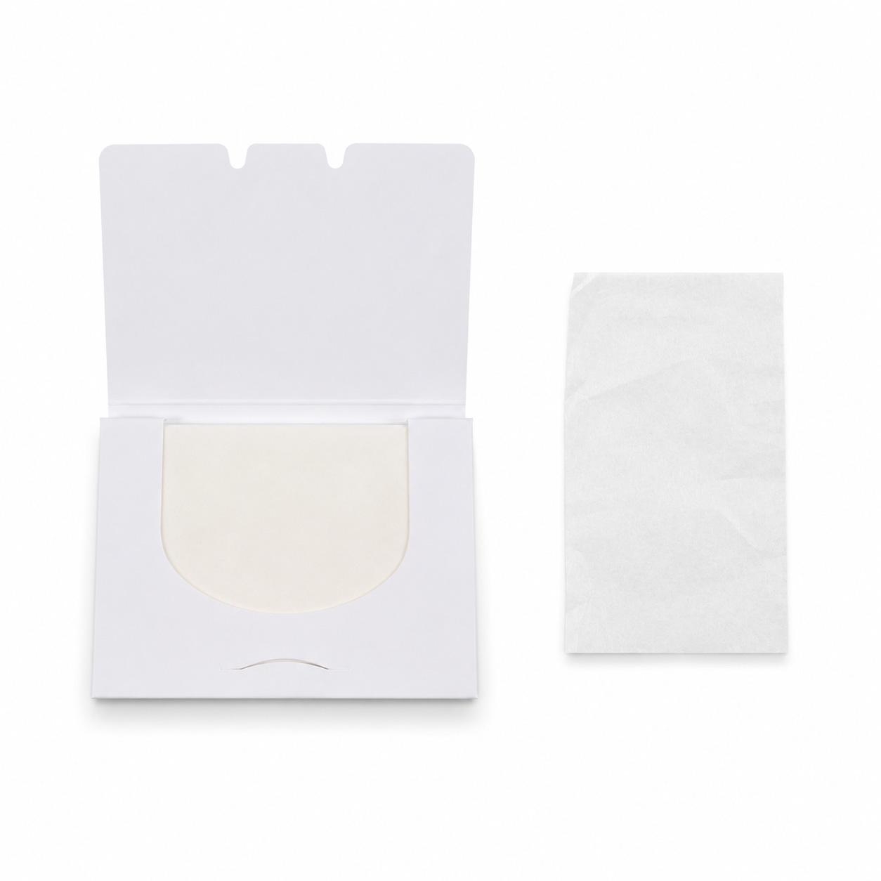 Oil-Control Blotting Papers with Pouch, White